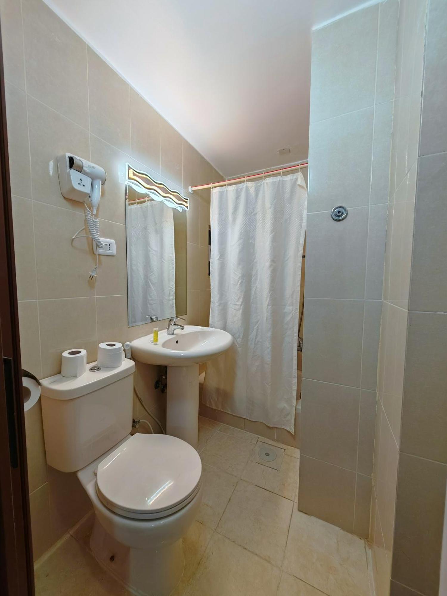 Cleopetra Hotel Вади Муса Экстерьер фото