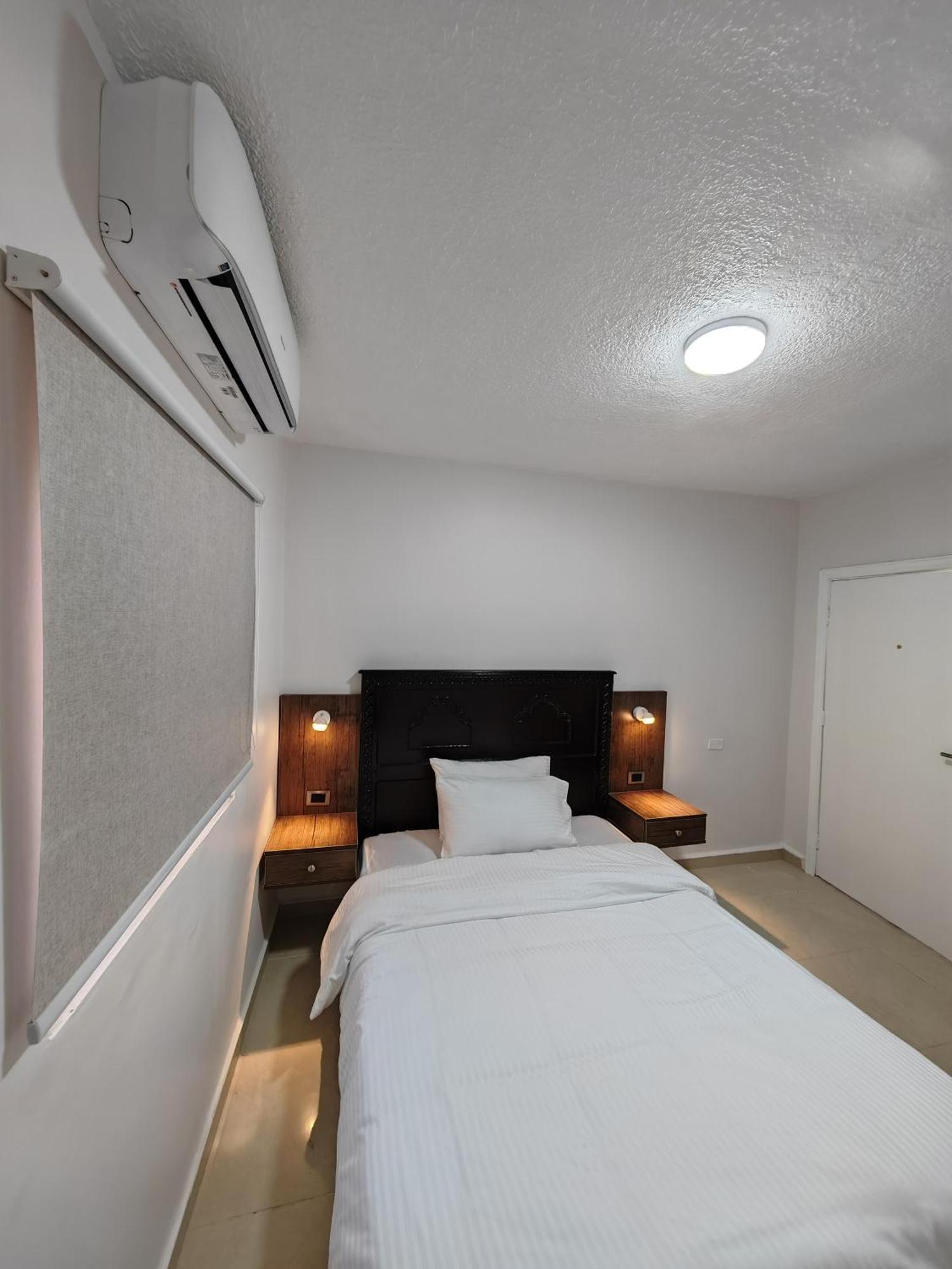 Cleopetra Hotel Вади Муса Экстерьер фото