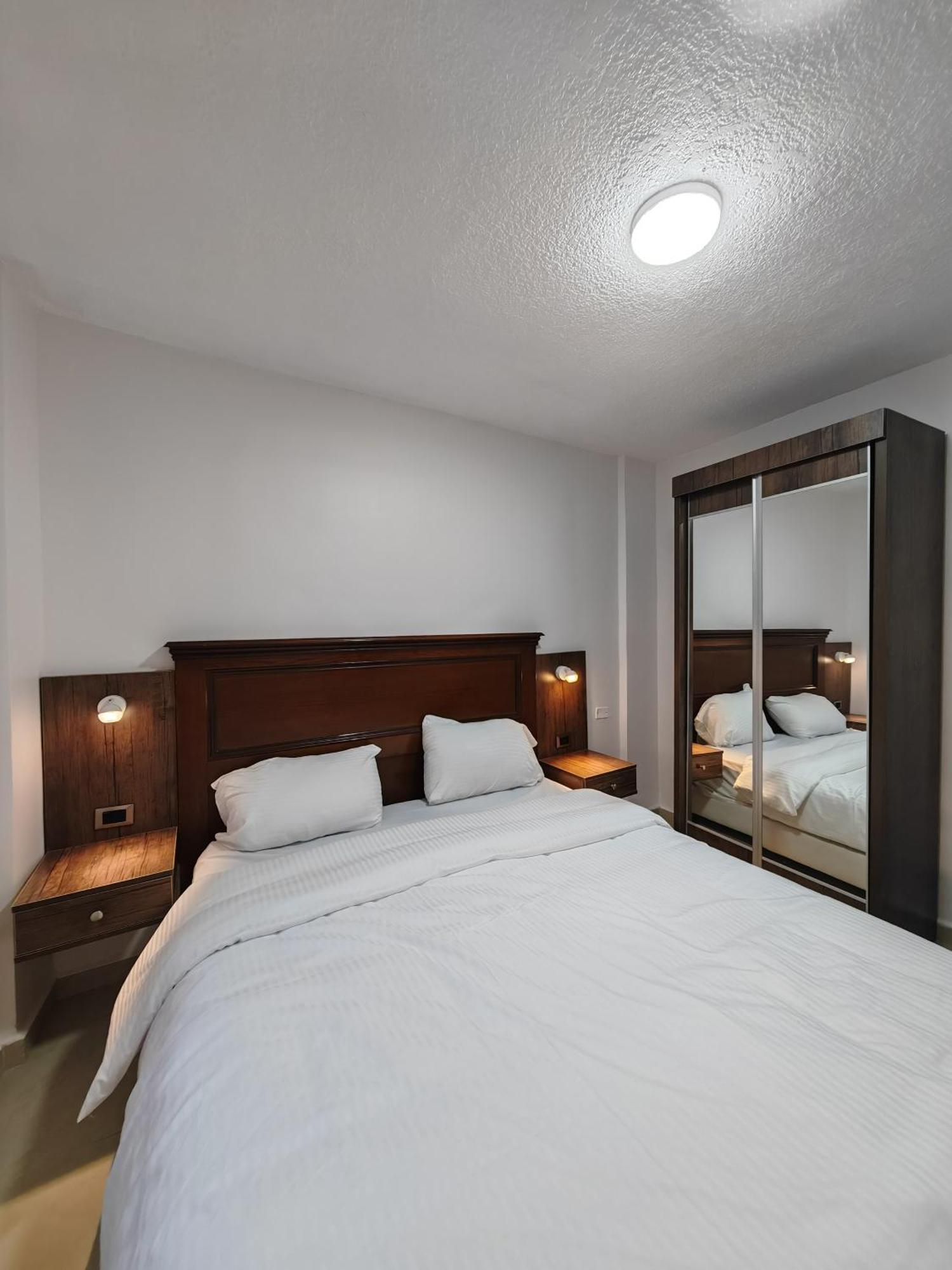 Cleopetra Hotel Вади Муса Номер фото